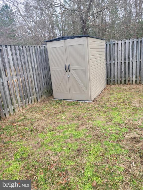 Foto del edificio - 22032 St John's Cir