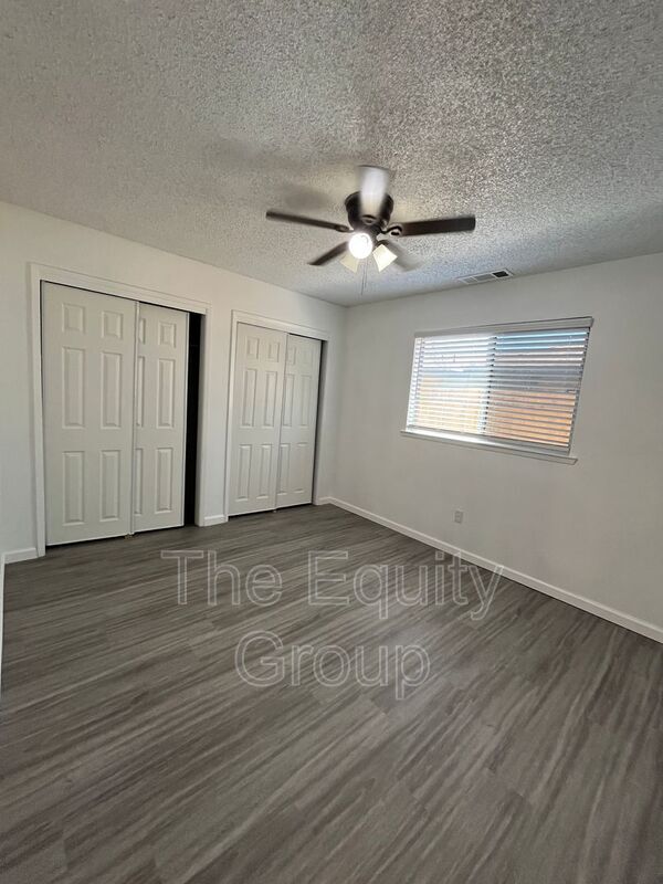 Foto del edificio - 1828 W Vassar Ave