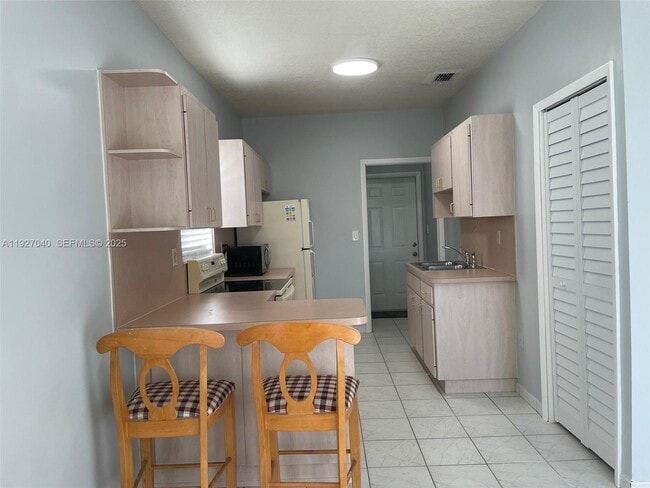 Building Photo - 13830 SW 73rd St