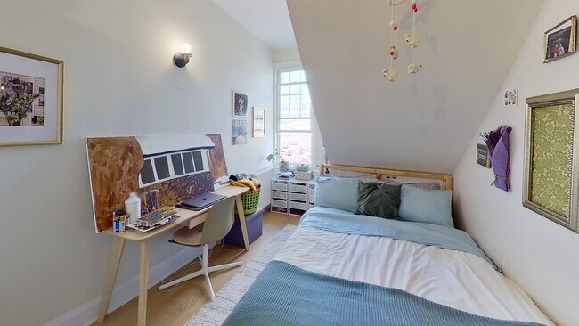 Photo du bâtiment - 135 Earl Pl