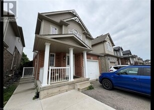 Building Photo - 361 Parkvale Dr