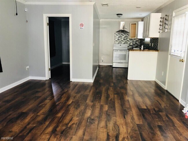 Building Photo - 1 br, 1 bath House - 605 S Cleveland St