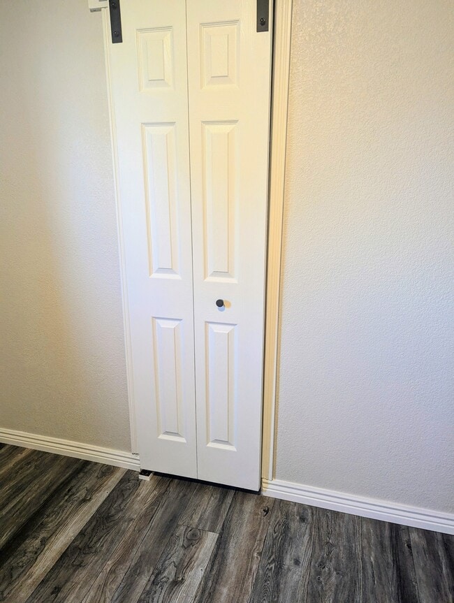 Building Photo - 4431 Millburn Dr
