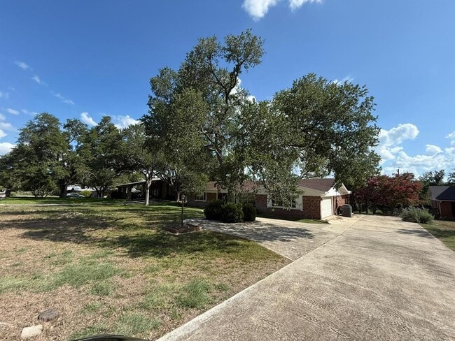 Building Photo - 209 W Mimosa Cir