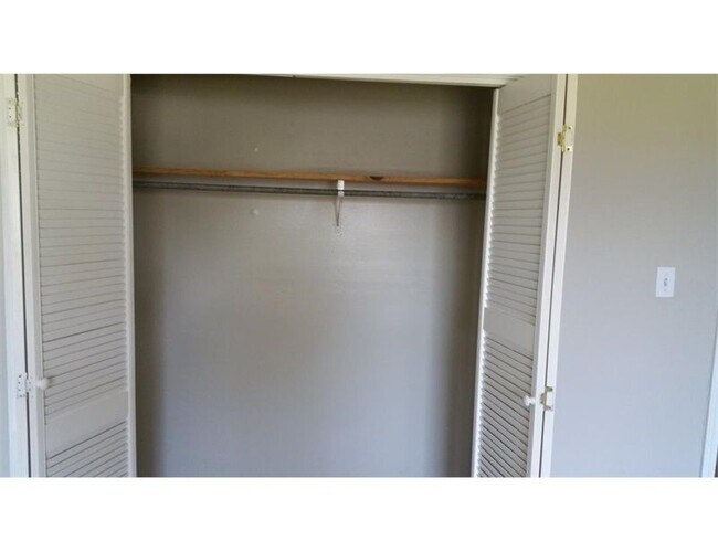 Foto del edificio - 10921 Roger Dr