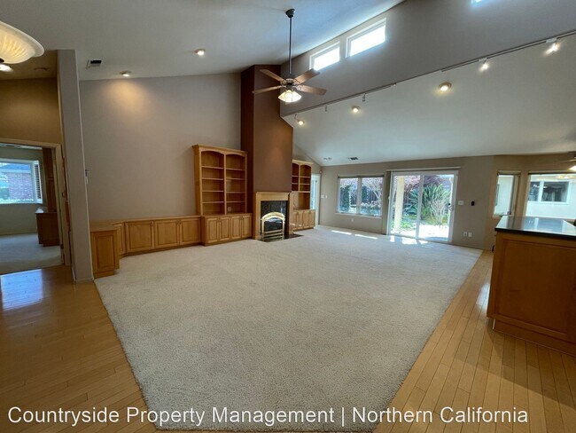 Foto del edificio - 3 br, 3 bath House - 3800 Argonaut Dr