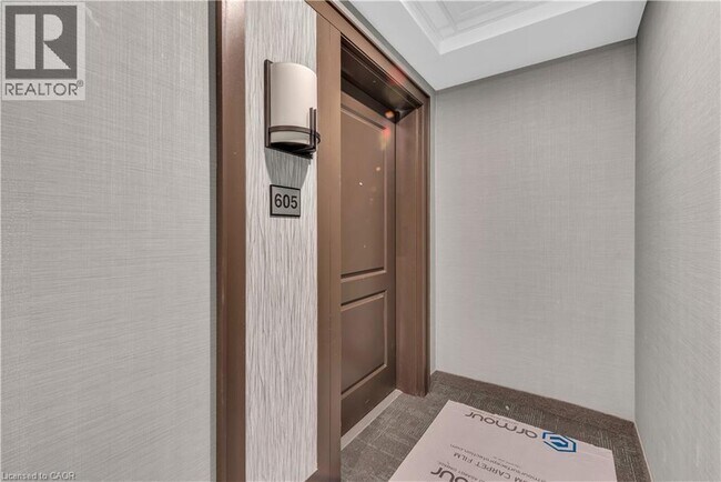 Photo du bâtiment - 470 Dundas St E