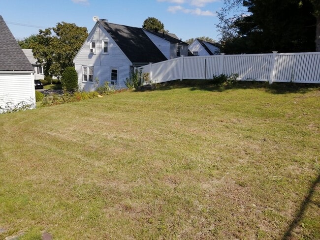 Building Photo - 135 Wyoming Ave