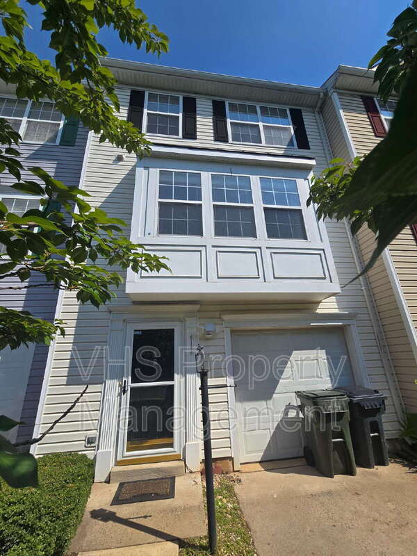 Building Photo - 6186 Library Ln