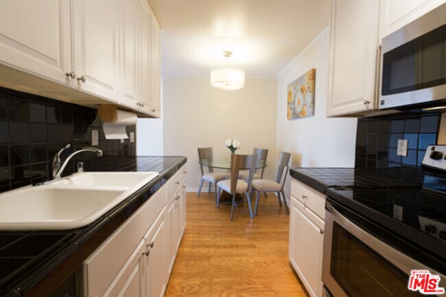 Foto del edificio - 1440 23rd St