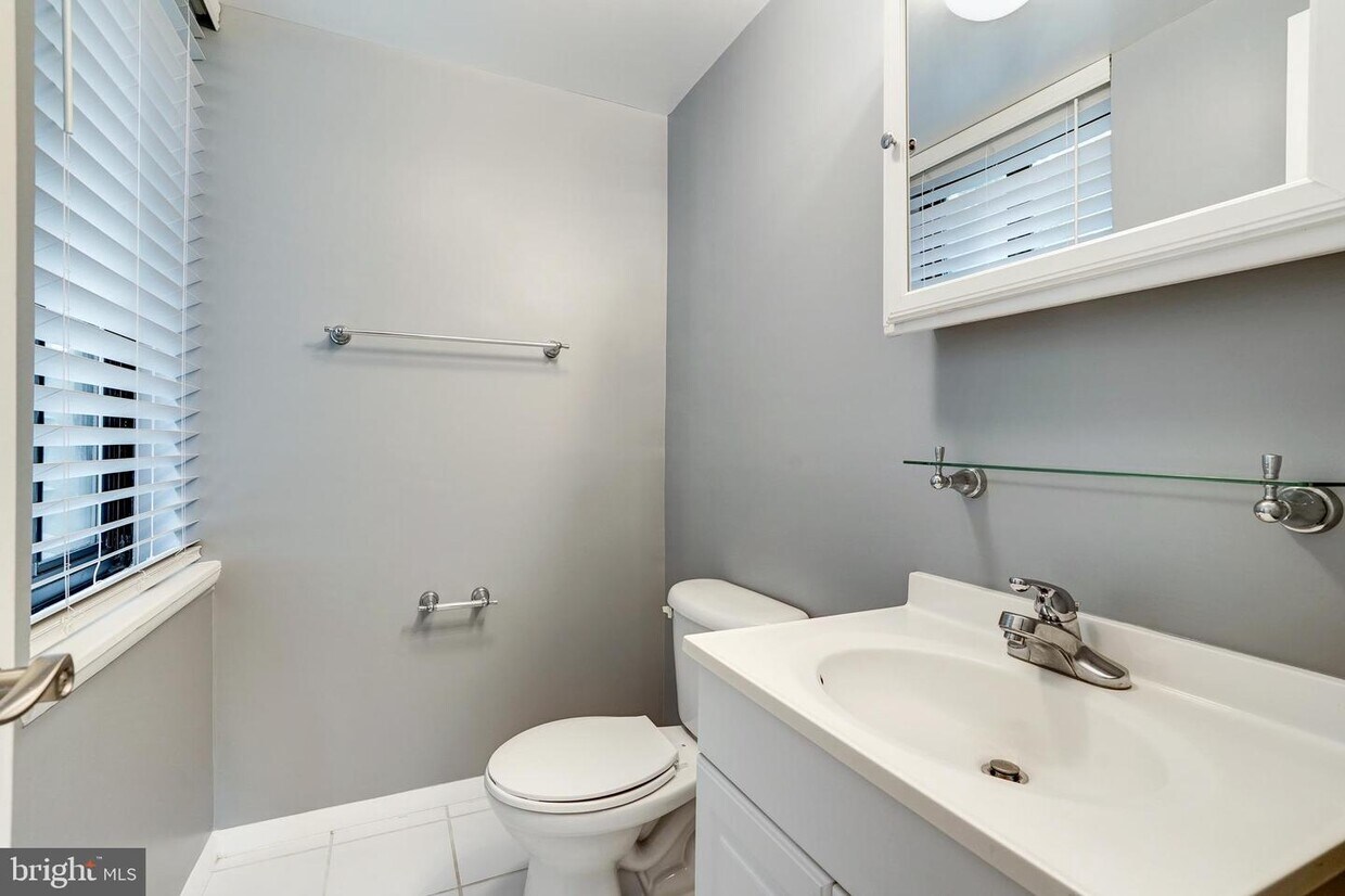 Foto principal - 8 S Van Dorn St