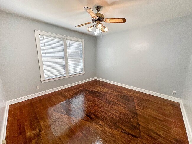 Foto del edificio - 3 bedroom house in Highland!