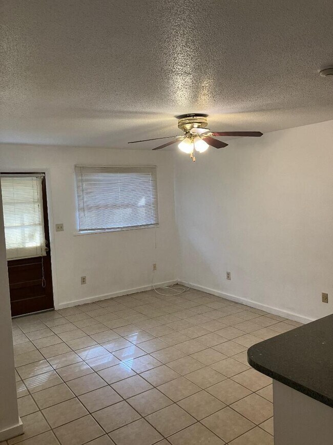 Foto del edificio - 378 SE Lake Forest Pl
