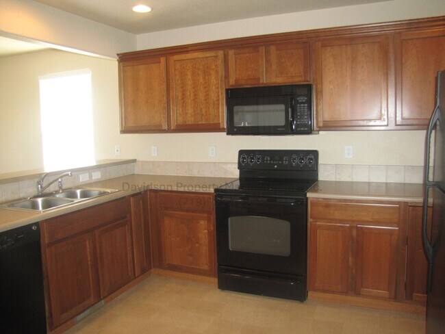 Building Photo - Beautiful 3 Bedroom House Located in Stetson Hills