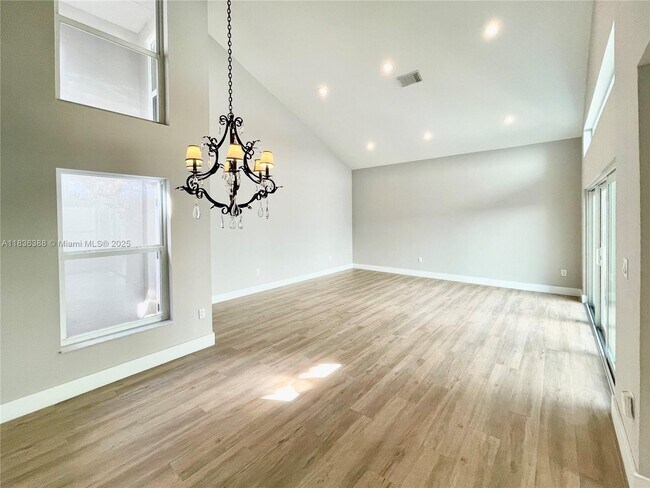 Foto del edificio - 1125 Papaya St
