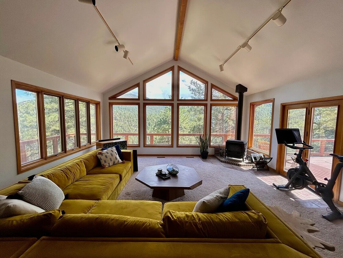 Gran habitación con vistas panorámicas. - 519 Sugarloaf Rd