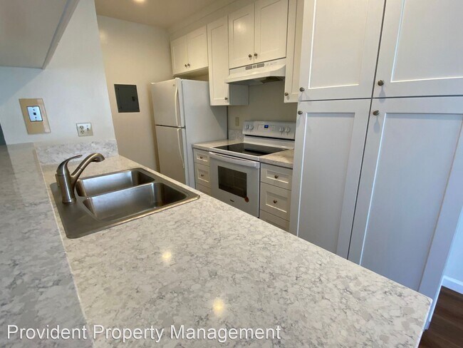 Building Photo - 2 br, 1 bath House - 226 Watson Drive #2