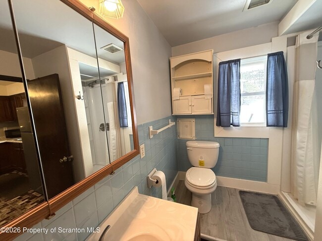 Building Photo - 15 Glenn Ave