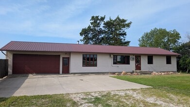 Building Photo - 25146 Nature Rd