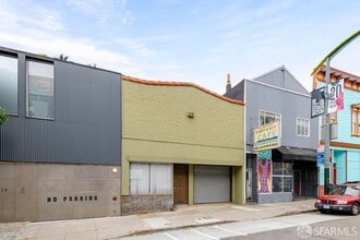 Building Photo - 2530 3rd St