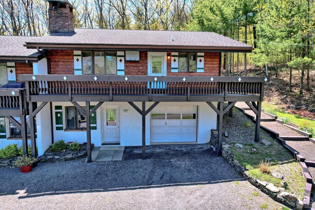 Primary Photo - 561 Bald Hill Rd S