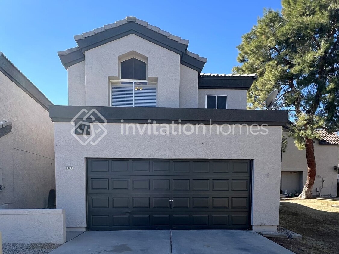Primary Photo - 402 S Sunrise Dr