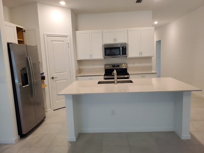 Foto del edificio - 793 Worlington Ln