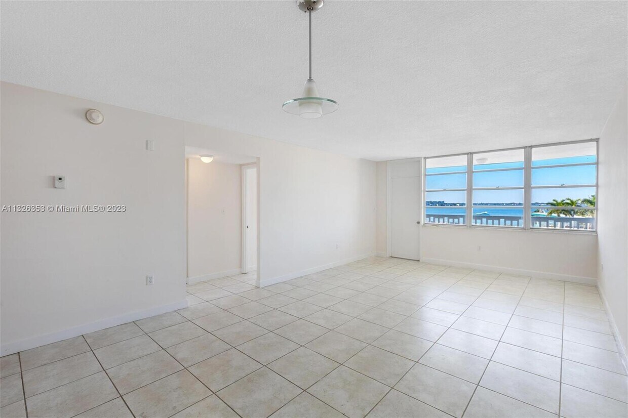 2016 Bay Dr Unit 502, Miami Beach, FL 33141 Condo for Rent in Miami