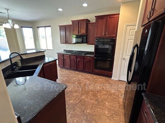 Foto del edificio - 15060 W Georgia Dr