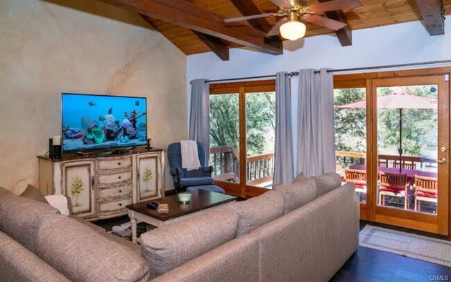Foto del edificio - 15909 Edgewood Way