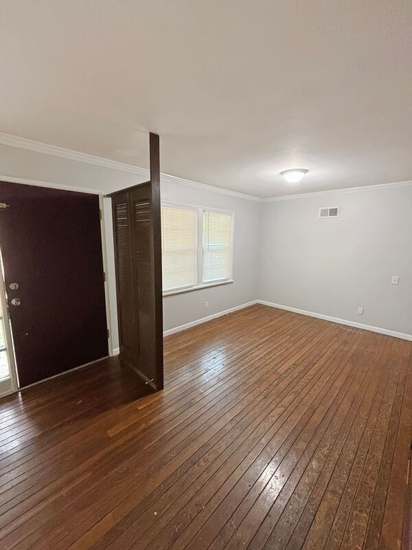 Foto del edificio - 1850 St Anthony Ln