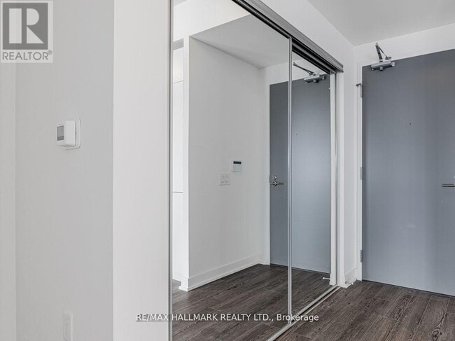 Photo du bâtiment - 20 O'Neill Rd