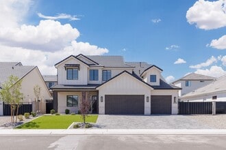 Building Photo - 2926 Naboo Ln