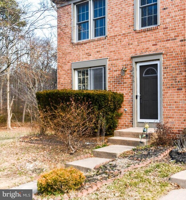 Building Photo - 2156 Commissary Cir