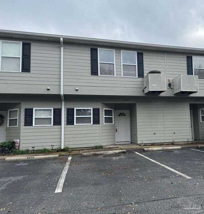 Building Photo - 2577 Baytown Cir