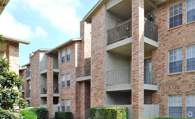 Apartments In Windcrest