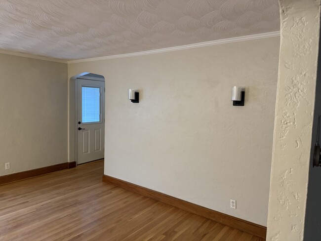 TV room - 21 Wiltshire Rd