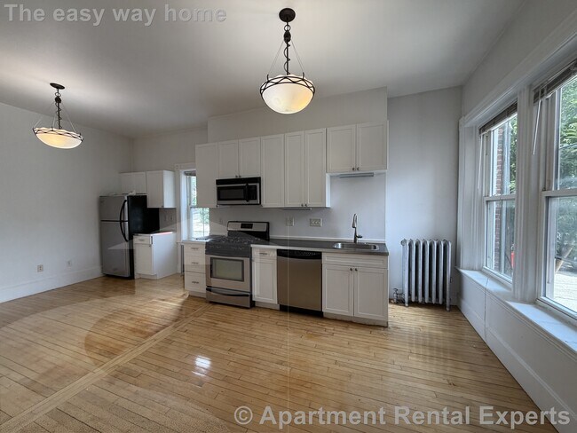 Photo - 41 Laurel St Unit #1 Apartment