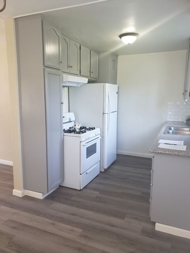 Building Photo - KAJ GROUP #9, LLC