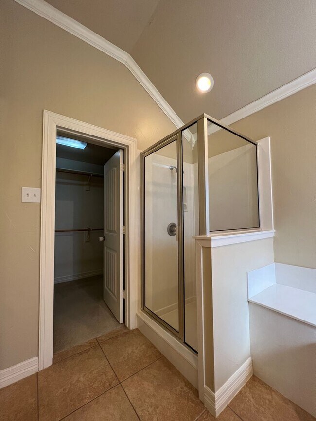 Foto del edificio - Single-Family Home in Midway ISD