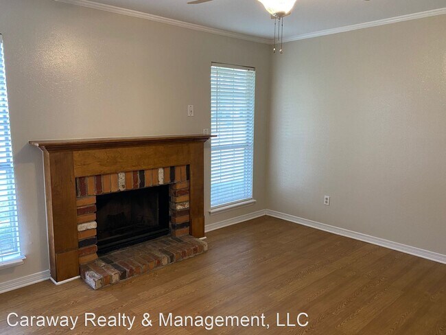 Building Photo - 2 br, 1 bath House - 3147 Cedar Creek