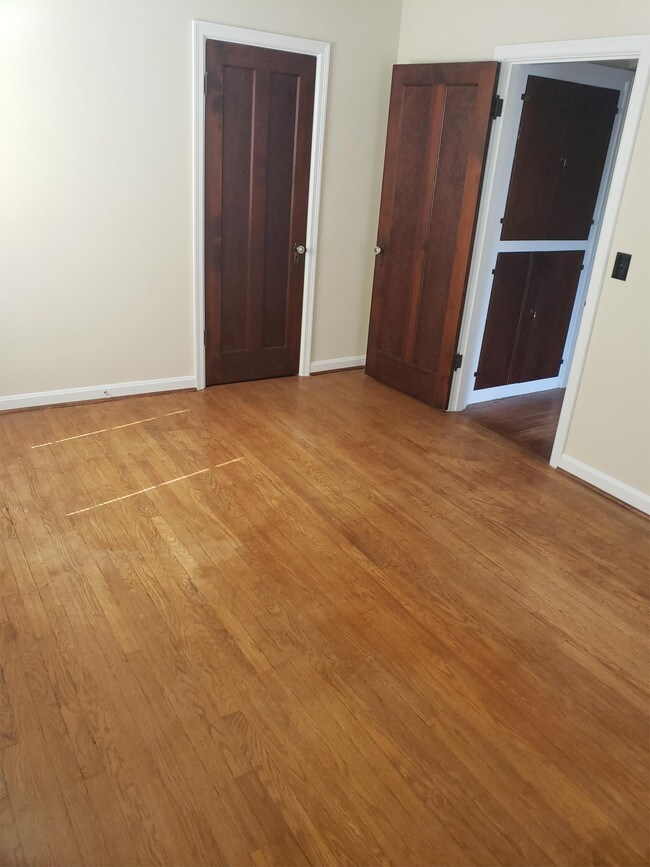 Building Photo - 7340 Reading Rd