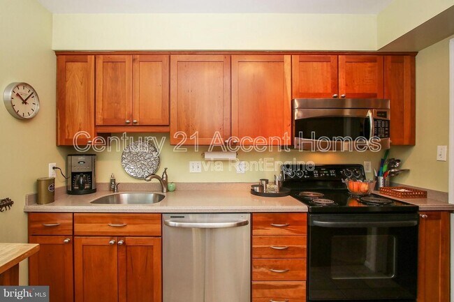 Foto del edificio - 3009 20th Ct S