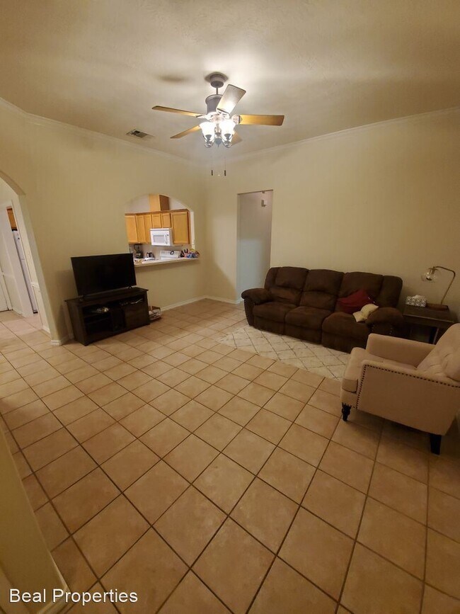 Building Photo - 3 br, 3 bath House - 3818 Oldenburg Ln