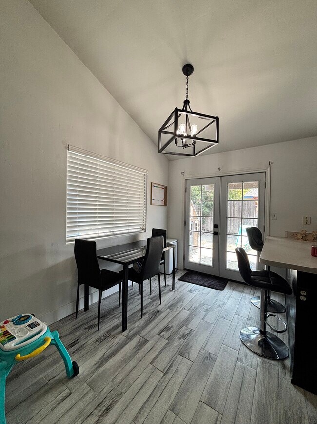 Foto del edificio - 5603 Trailhead St
