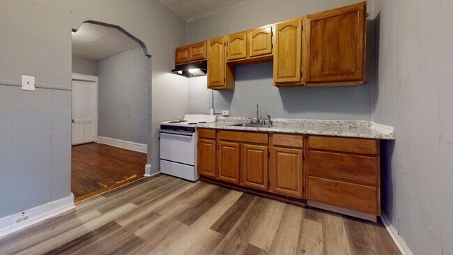 Foto del edificio - CHECK IT OUT! 3BR FOR RENT w/YARD **PHA OK**