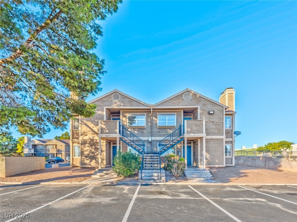 Foto principal - 2684 Bryandouglas Dr