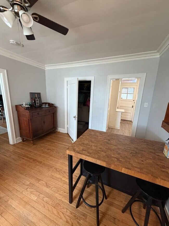 Foto del edificio - 1110 Curtiss St