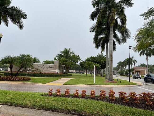 Foto del edificio - 22251 SW 93rd Pl
