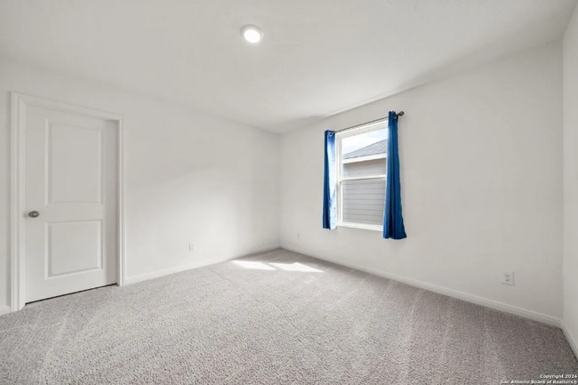 Building Photo - 5442 Pearl Mdw